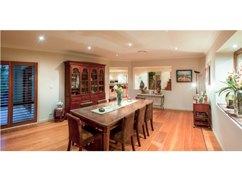 56 Rapallo Avenue, Isle Of Capri QLD 4217