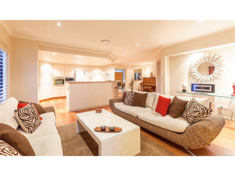 56 Rapallo Avenue, Isle Of Capri QLD 4217