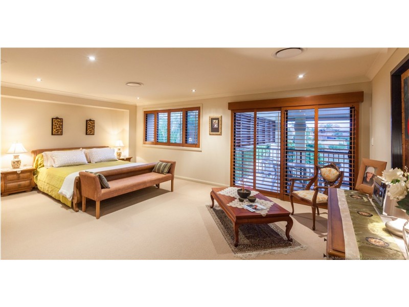 56 Rapallo Avenue, Isle Of Capri QLD 4217
