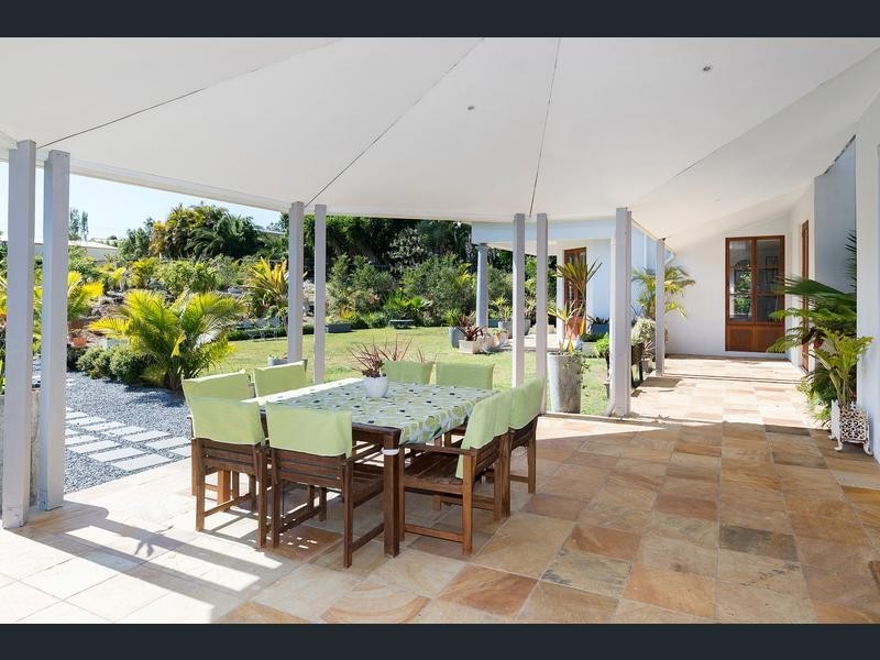 2 Ginger Rogers Road, Maudsland QLD 4210