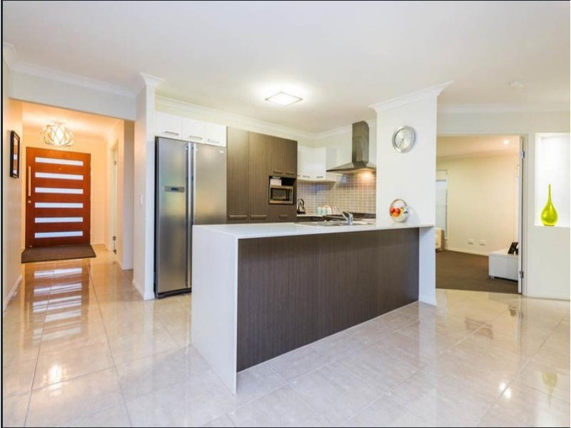 16 Tribulation Crescent, Coomera QLD 4209
