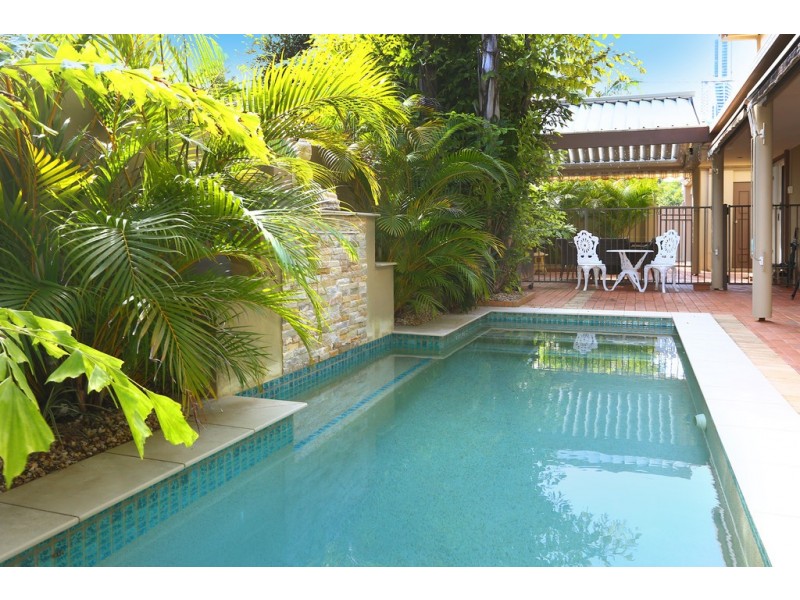 73A Paradise Island, Surfers Paradise QLD 4217