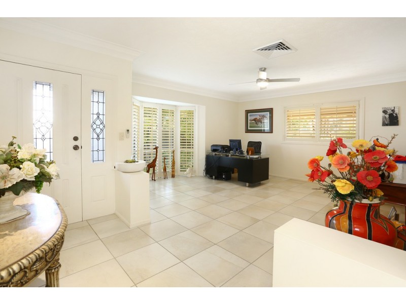 73A Paradise Island, Surfers Paradise QLD 4217