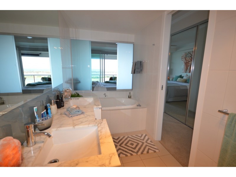 1403/300 ‘Aqua’ Marine Parade, Labrador QLD 4215