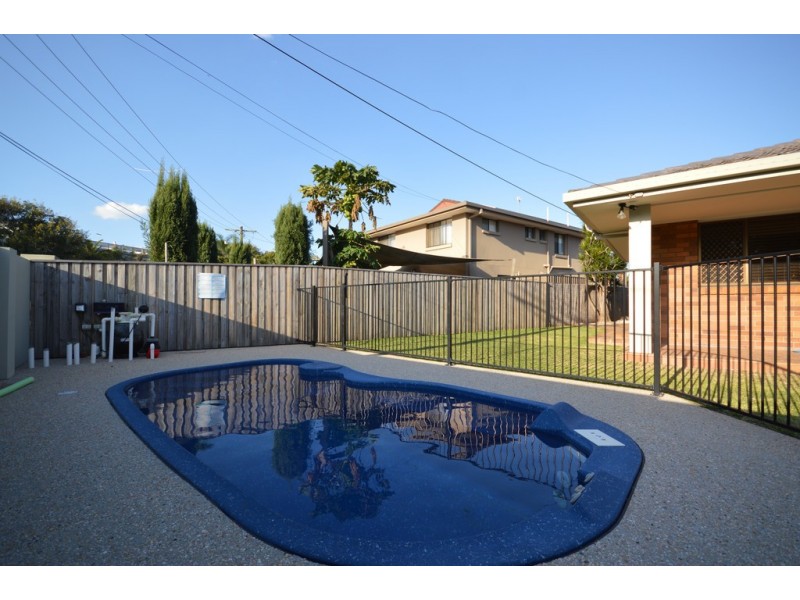 13 Le Mans Drive, Mermaid Waters QLD 4218
