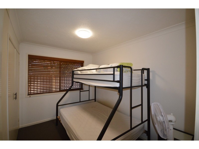 13 Le Mans Drive, Mermaid Waters QLD 4218