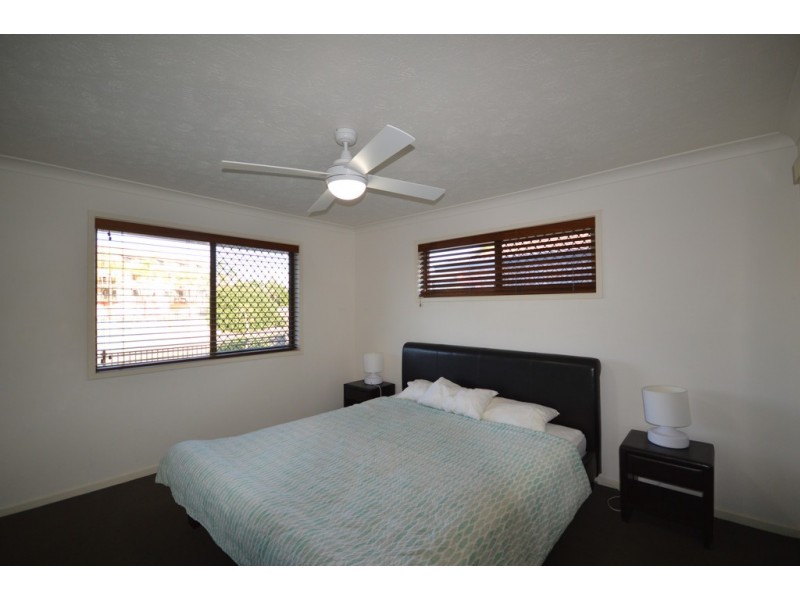 13 Le Mans Drive, Mermaid Waters QLD 4218