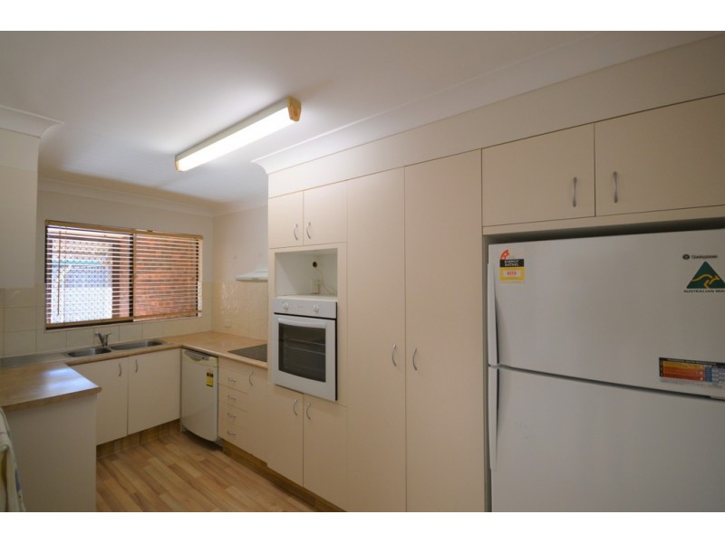 28/111 Salerno Street, Isle Of Capri QLD 4217