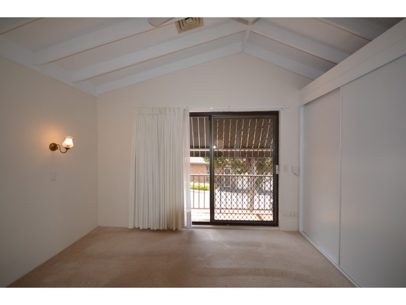 28/111 Salerno Street, Isle Of Capri QLD 4217