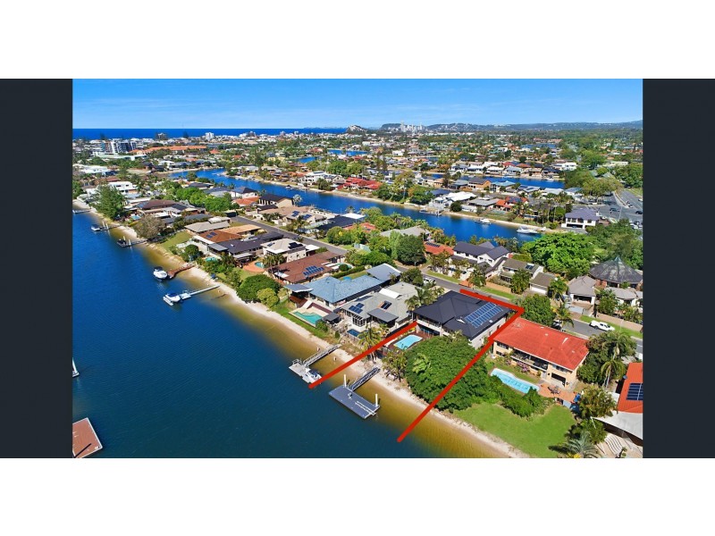 6 Sundowner Court, Mermaid Waters QLD 4218