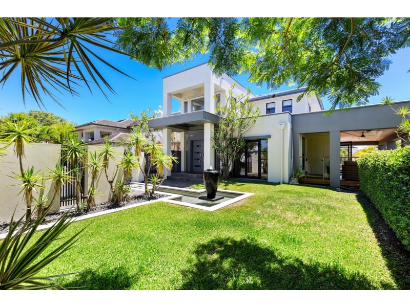 120/40 Cotlew Street East, Southport QLD 4215