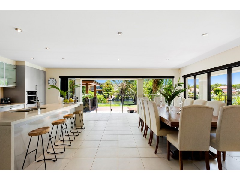 120/40 Cotlew Street East, Southport QLD 4215