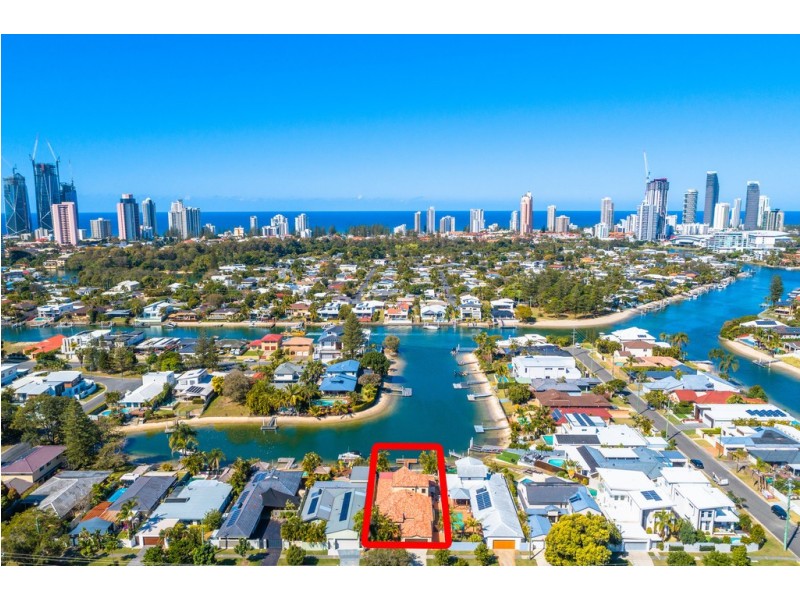32 Rio Vista Boulevard, Broadbeach Waters QLD 4218