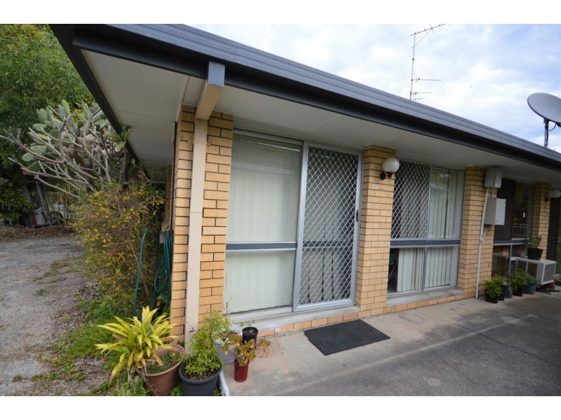 1/12 Parneno Street, Chevron Island QLD 4217