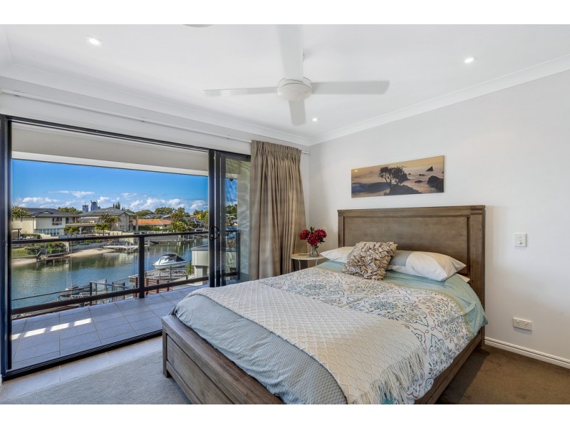 2 Kookaburra Court, Sorrento QLD 4217