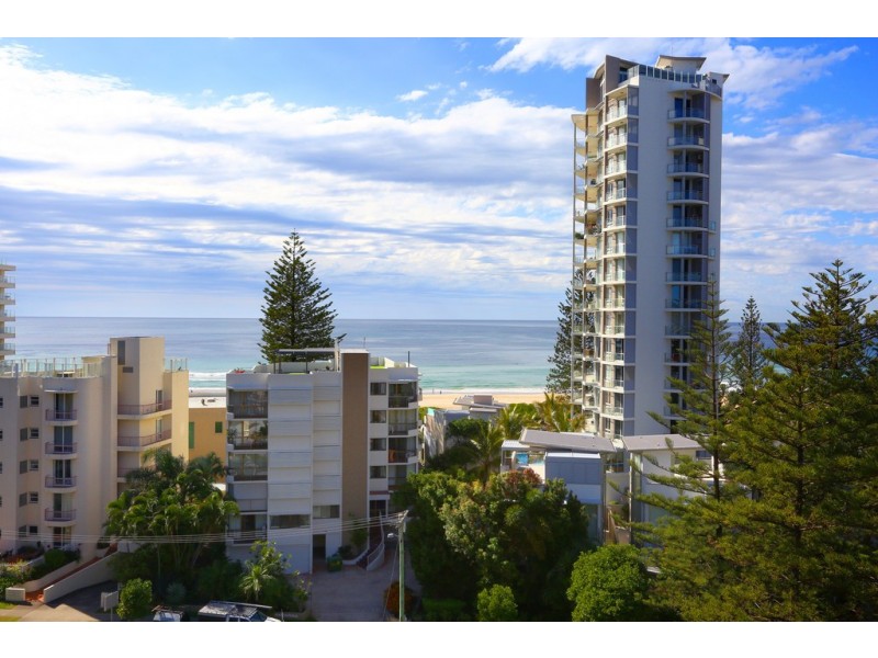 28/93 Old Burleigh Road, Broadbeach QLD 4218