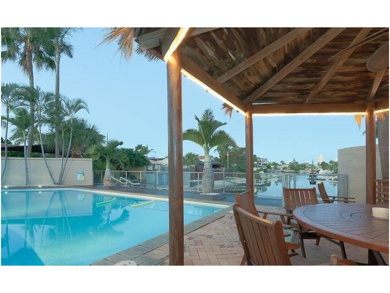 Broadbeach Waters QLD 4218