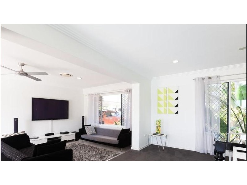 Broadbeach Waters QLD 4218