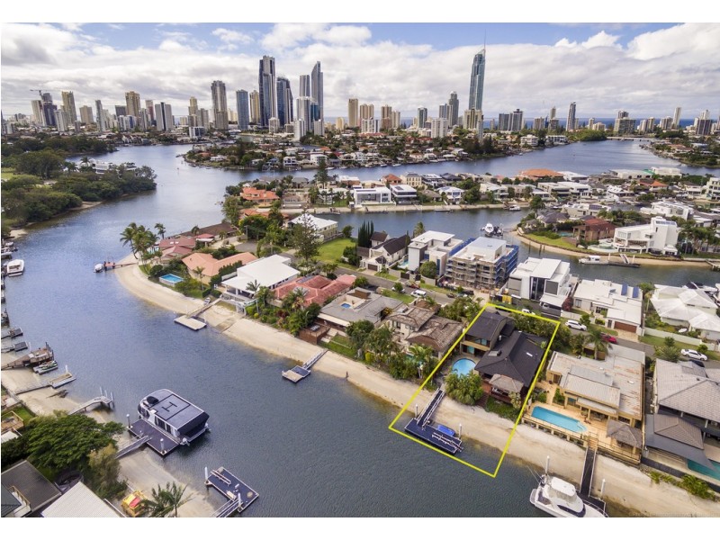 96 Gibraltar Drive, Isle Of Capri QLD 4217
