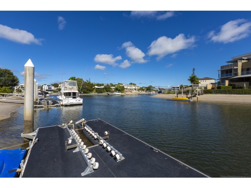 96 Gibraltar Drive, Isle Of Capri QLD 4217