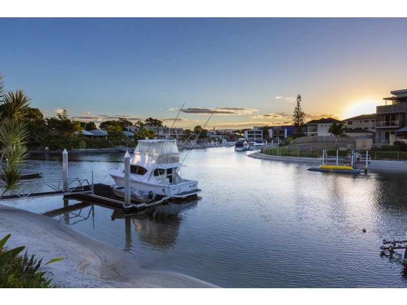 96 Gibraltar Drive, Isle Of Capri QLD 4217