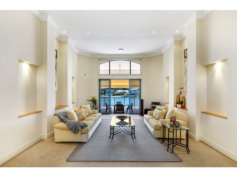 23 Sir Bruce Small Boulevard, Benowa Waters QLD 4217