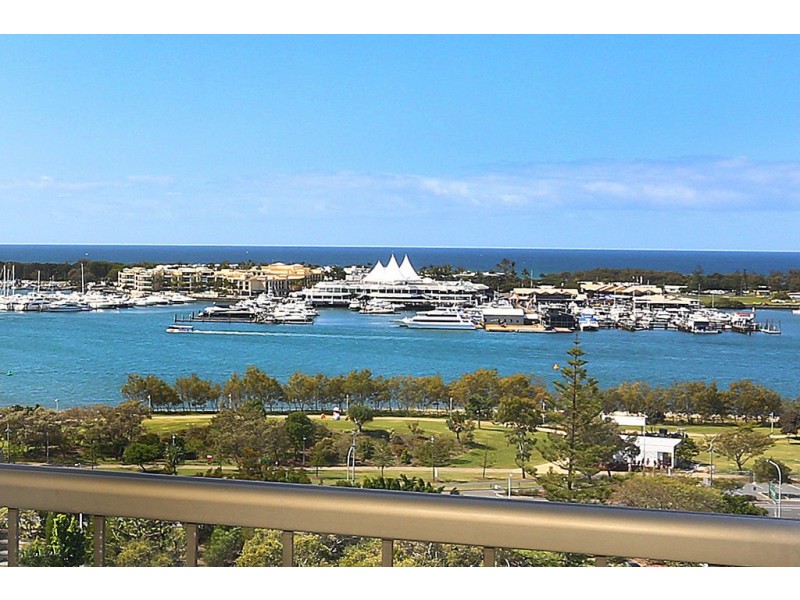 13E/10 Marine Parade, Southport QLD 4215