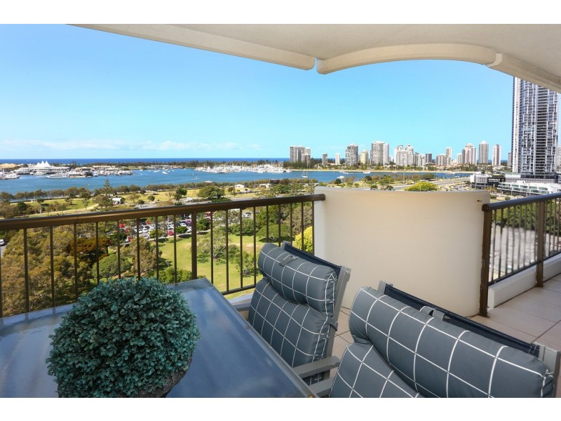 13E/10 Marine Parade, Southport QLD 4215