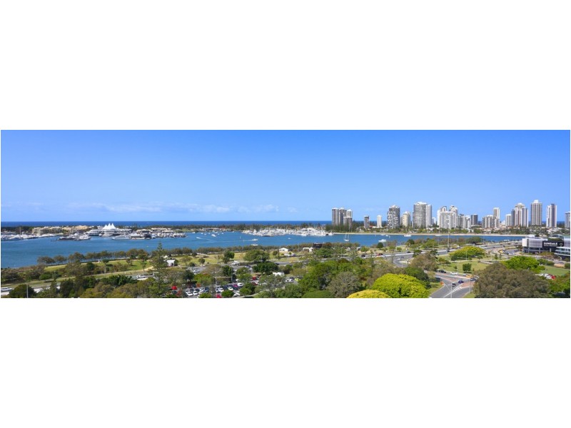13E/10 Marine Parade, Southport QLD 4215