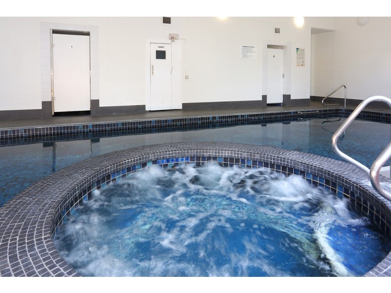 13E/10 Marine Parade, Southport QLD 4215