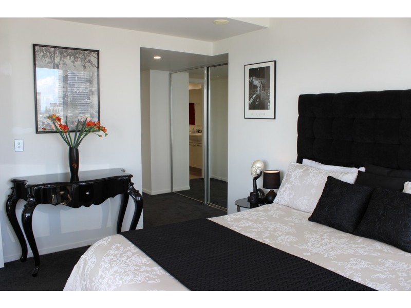 805/22 Surf Parade, Broadbeach QLD 4218