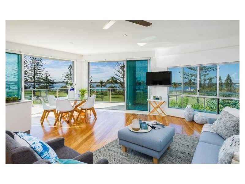 5/10 Oatland Esplanade, Runaway Bay QLD 4216