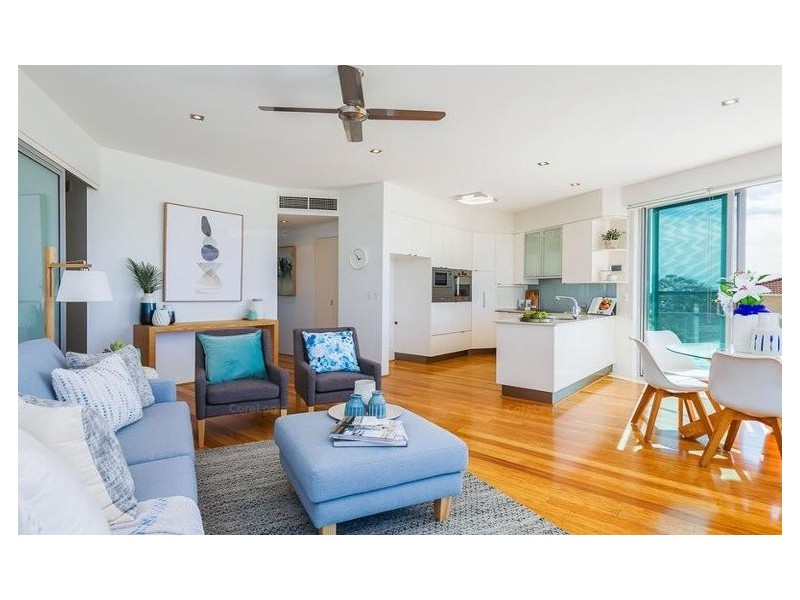 5/10 Oatland Esplanade, Runaway Bay QLD 4216