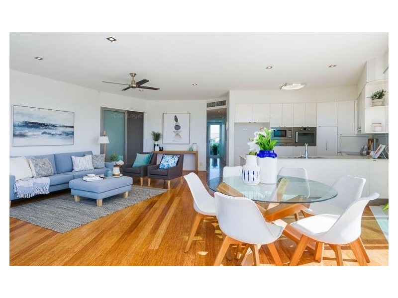 5/10 Oatland Esplanade, Runaway Bay QLD 4216