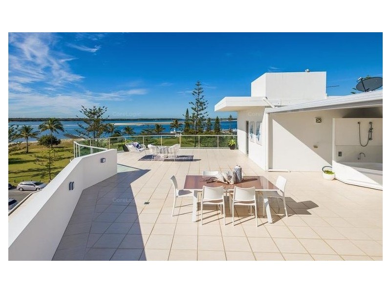 5/10 Oatland Esplanade, Runaway Bay QLD 4216