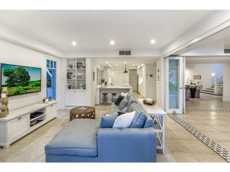 3 Inga Avenue, Surfers Paradise QLD 4217