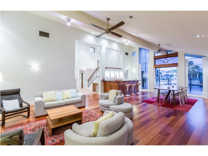 34 Norseman Court, Paradise Waters QLD 4217