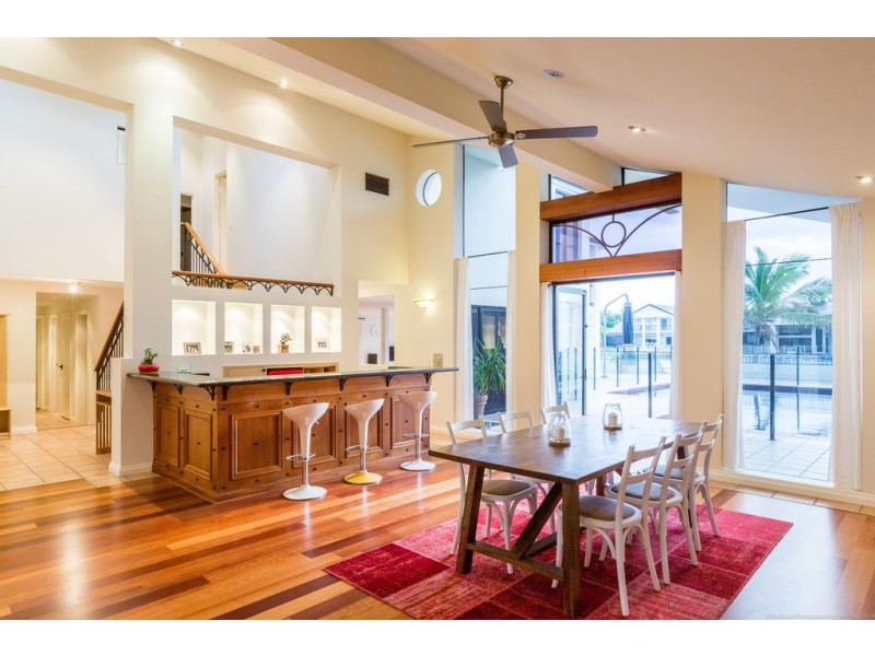 34 Norseman Court, Paradise Waters QLD 4217