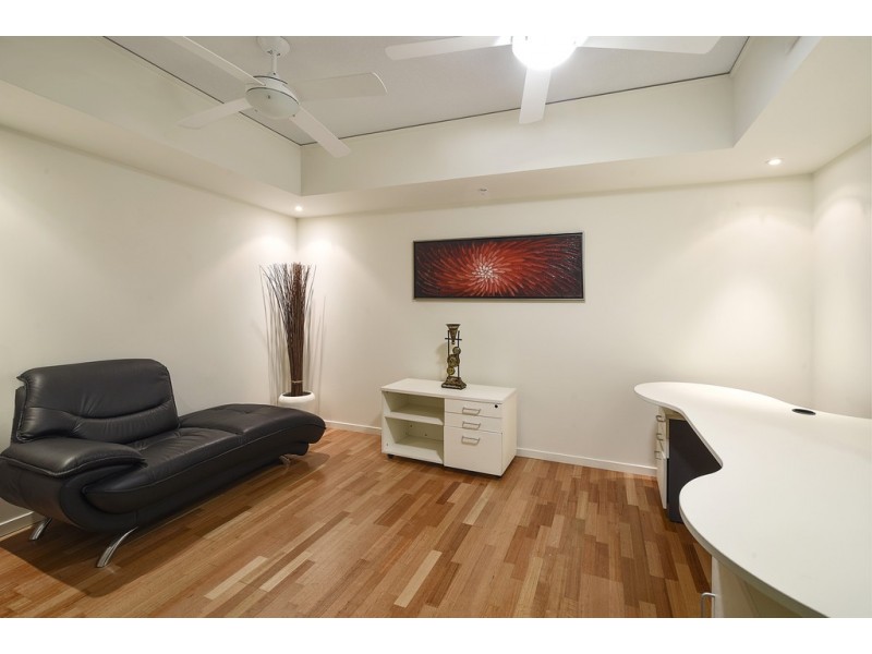 2802/22 Surf Parade, Broadbeach QLD 4218