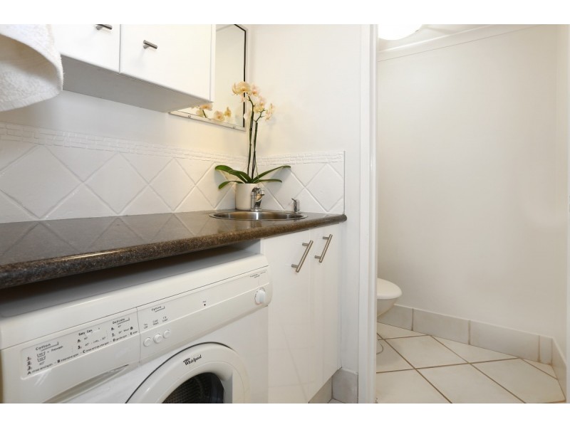 37/2943 “Alexander” Surfers Paradise Boulevard, Surfers Paradise QLD 4217