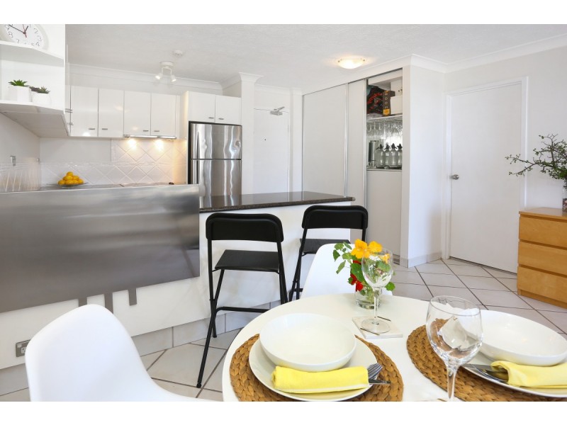37/2943 “Alexander” Surfers Paradise Boulevard, Surfers Paradise QLD 4217
