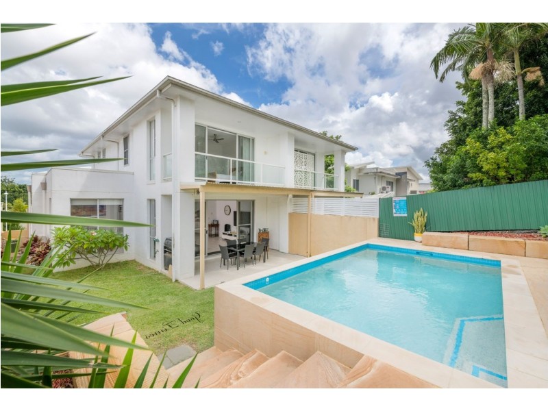 2/1012 Lakeview Terrace, Benowa QLD 4217