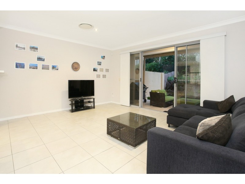 2/1012 Lakeview Terrace, Benowa QLD 4217