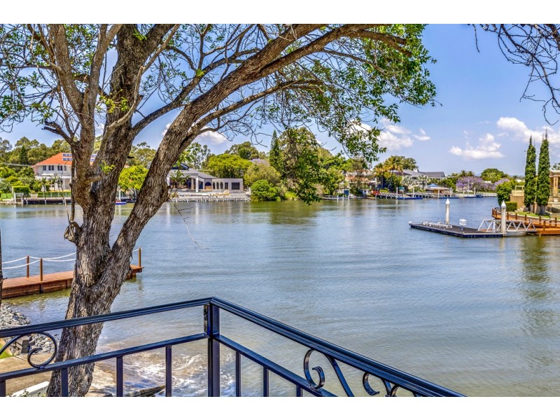 13 Wallaby Place, Sorrento QLD 4217