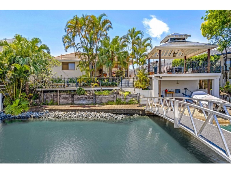 13 Wallaby Place, Sorrento QLD 4217