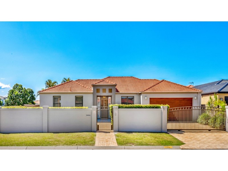 13 Renate Way, Benowa Waters QLD 4217