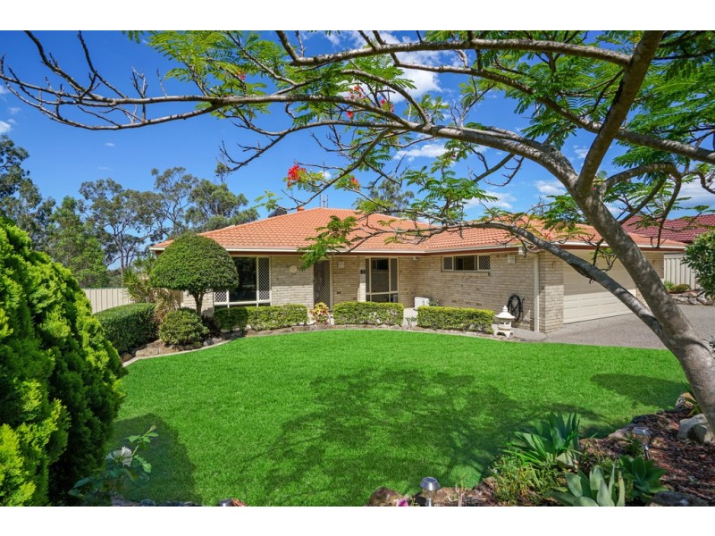 19 Highvale Drive, Helensvale QLD 4212