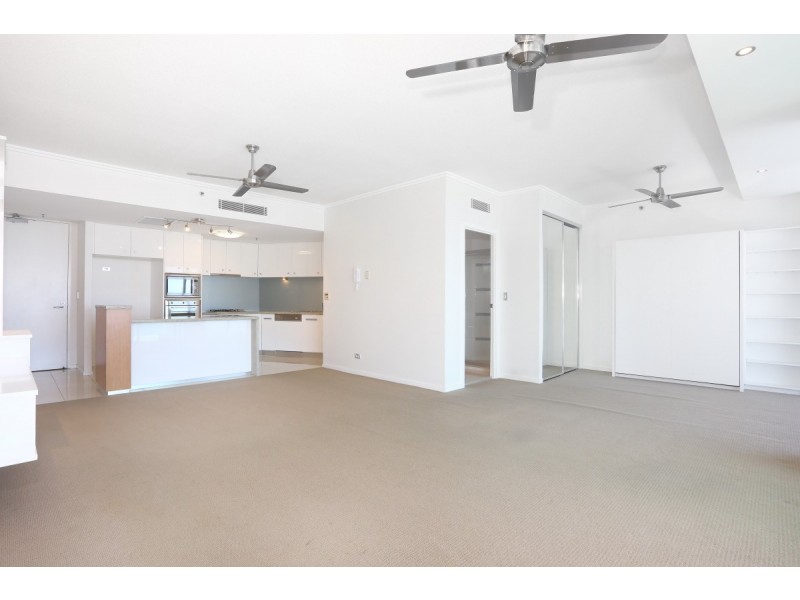 906/300 Marine Parade, Labrador QLD 4215