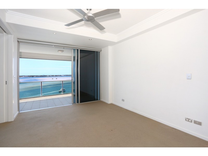 906/300 Marine Parade, Labrador QLD 4215