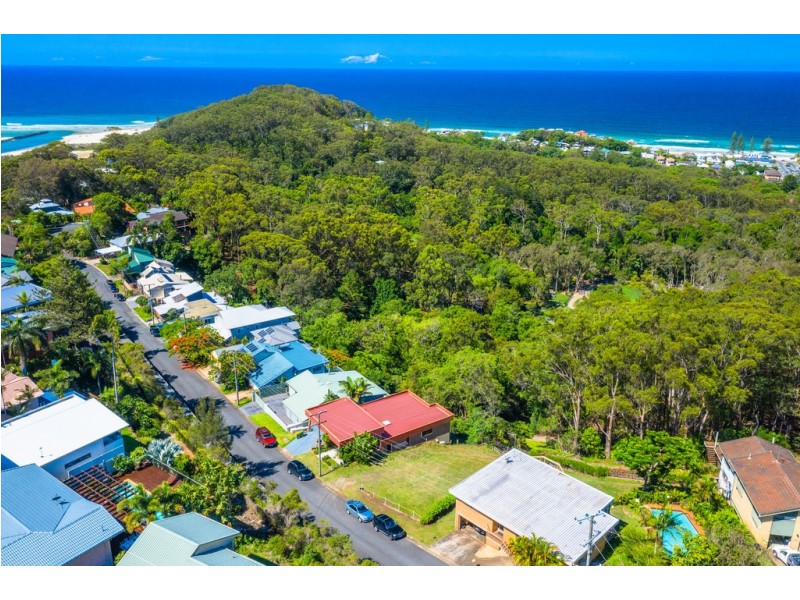 3 Lansell Avenue, Currumbin QLD 4223